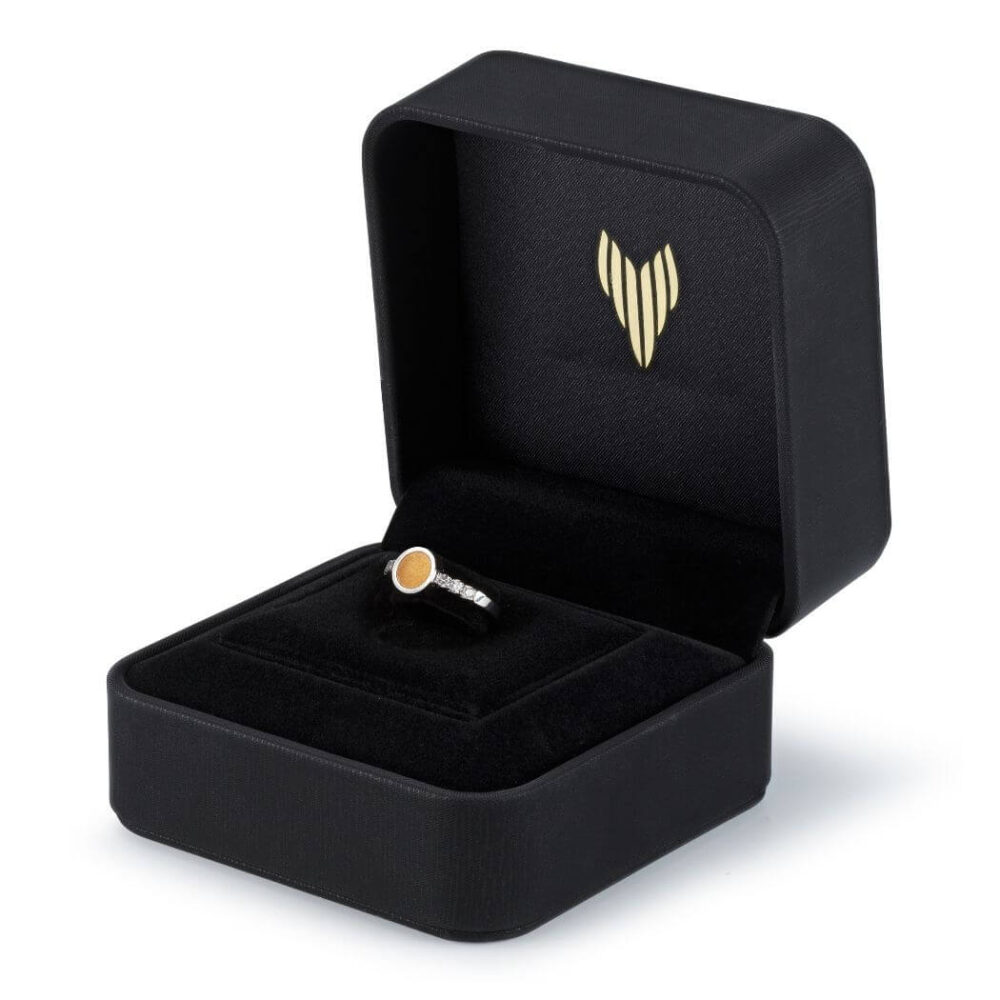 VINCELLS MIRABILITAS AMARE ring in white gold with white wine stone - Image 5