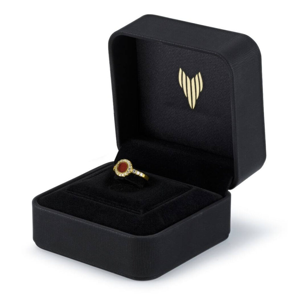 VINCELLS MIRABILITAS GRATIA ring in yellow gold with red wine stone - Image 4